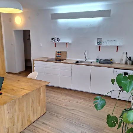 Apartmán Flataid Elisabethinergasse Naehe Bahnhof *